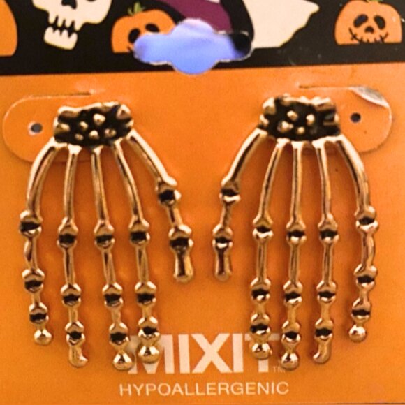 Earrings Skull Hands Hypoallergenic Halloween Mixit Skeleton Hands - Picture 1 of 3